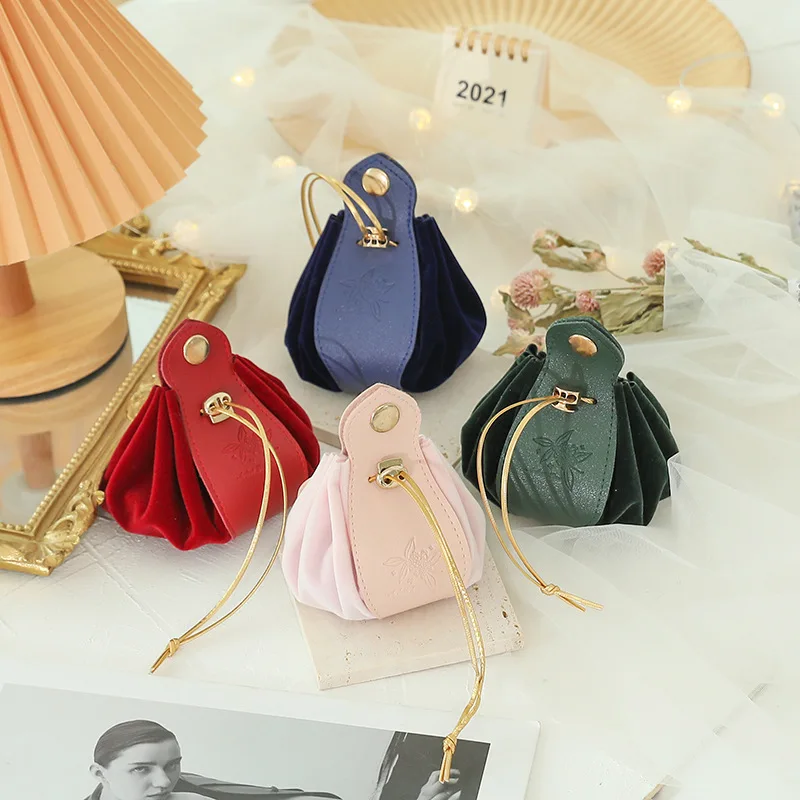 Shell Shape Drawstring Gifts Bag for Wedding Sweets Packaging Leather Flannel Cloth Portable Candy Bag for Birthday Party Decor