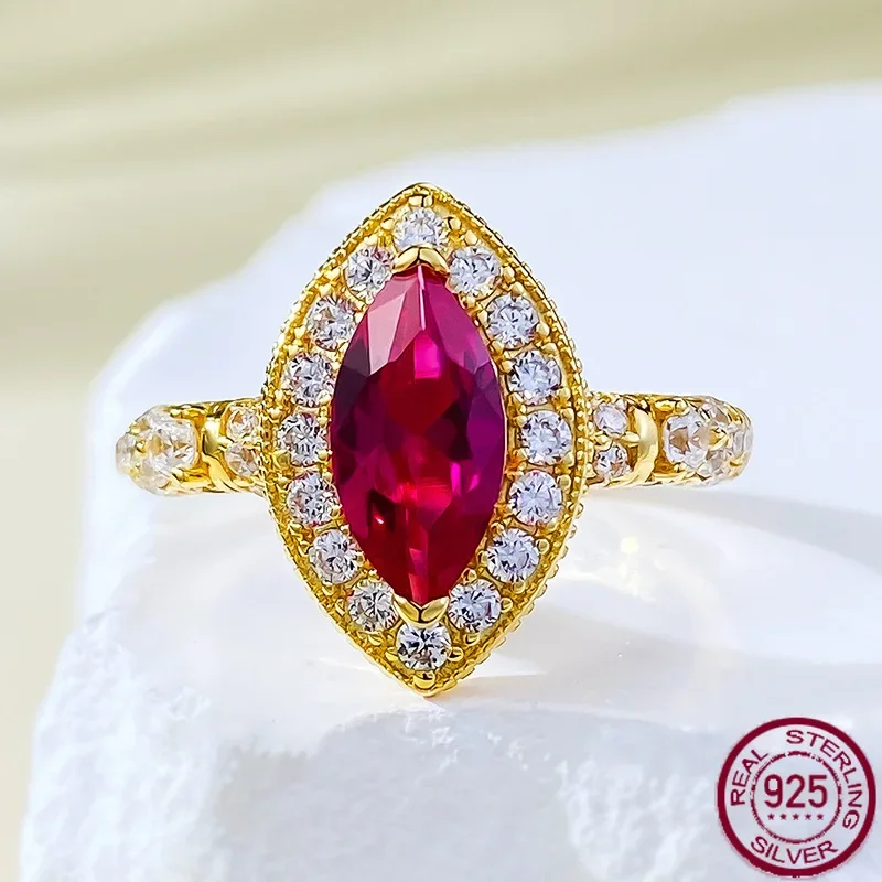 New 925 Silver Ring Women's Gold Plated Diamond Horse Eye 5 * 10mm Retro Pigeon Blood Red Corundum Ring Wedding Jewelry