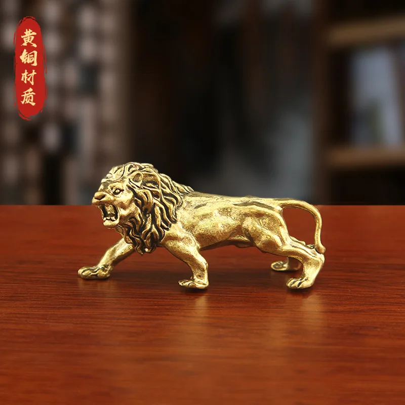 Pure brass lion figurine, vintage-style, for home or office desk decoration, a collectible item, a tea pet, and a copper craft