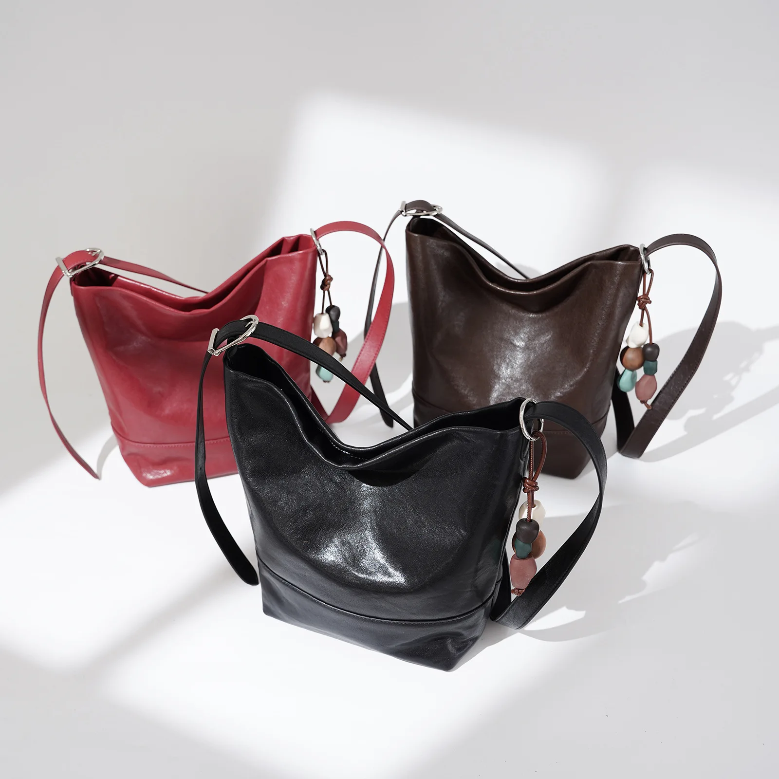 elegante-borsa-fasciatoio-grande-e-spaziosa-multicomparto-impermeabile-leggera-resistente-per-uso-quotidiano-e-viaggi-per-mamma-e-papa