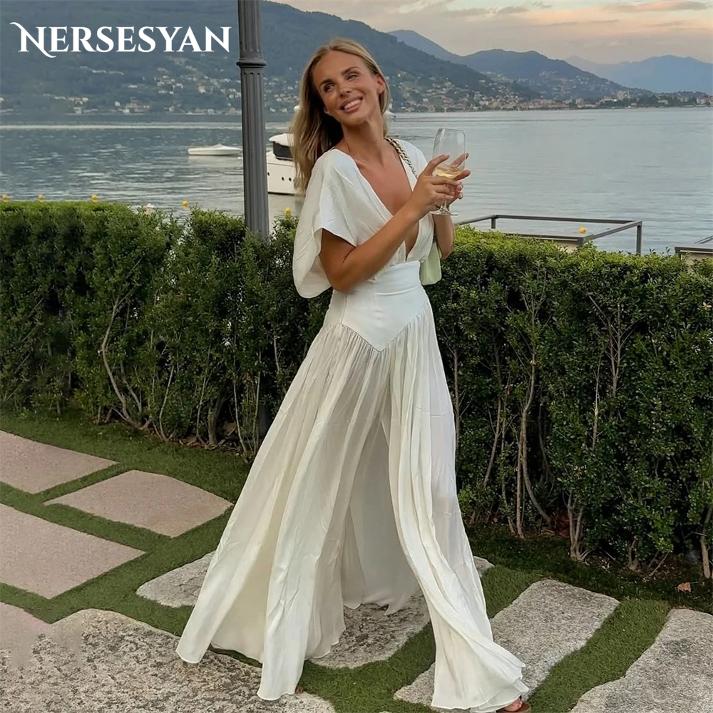 

Nersesyan Sexy Prom Dresses Deep V Neck Short Cap Sleeves Slits Formal Evening Dress Pleats Birthday Party Gowns 2025 Customized