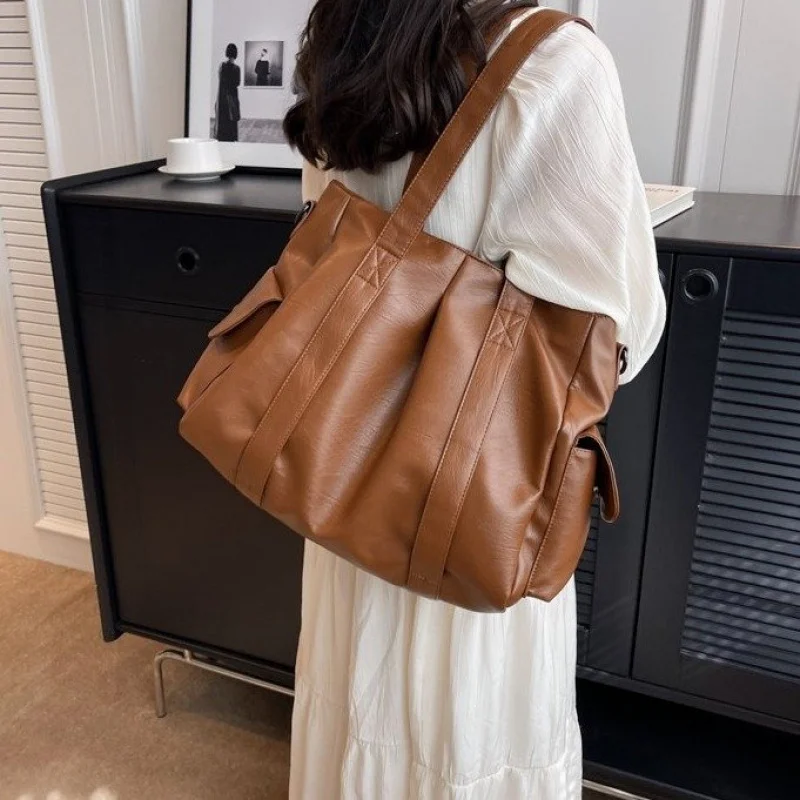 

Роскошная дизайнерская парижская модная большая сумка высокого класса с элегантной кожей и модным буквенным логотипом для лучшей суперзвезды