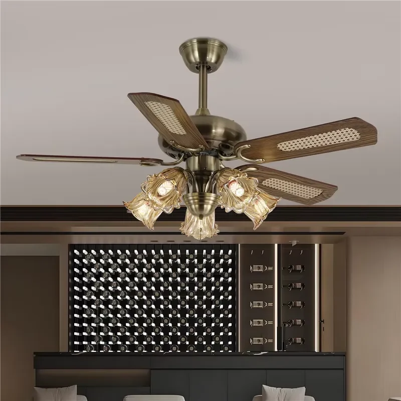 Traditional Farmhouse Classic 5 Heads Glass Shade ABS Blades Ceiling Fan Light for Living Room Bedroom Hotel Home Decor