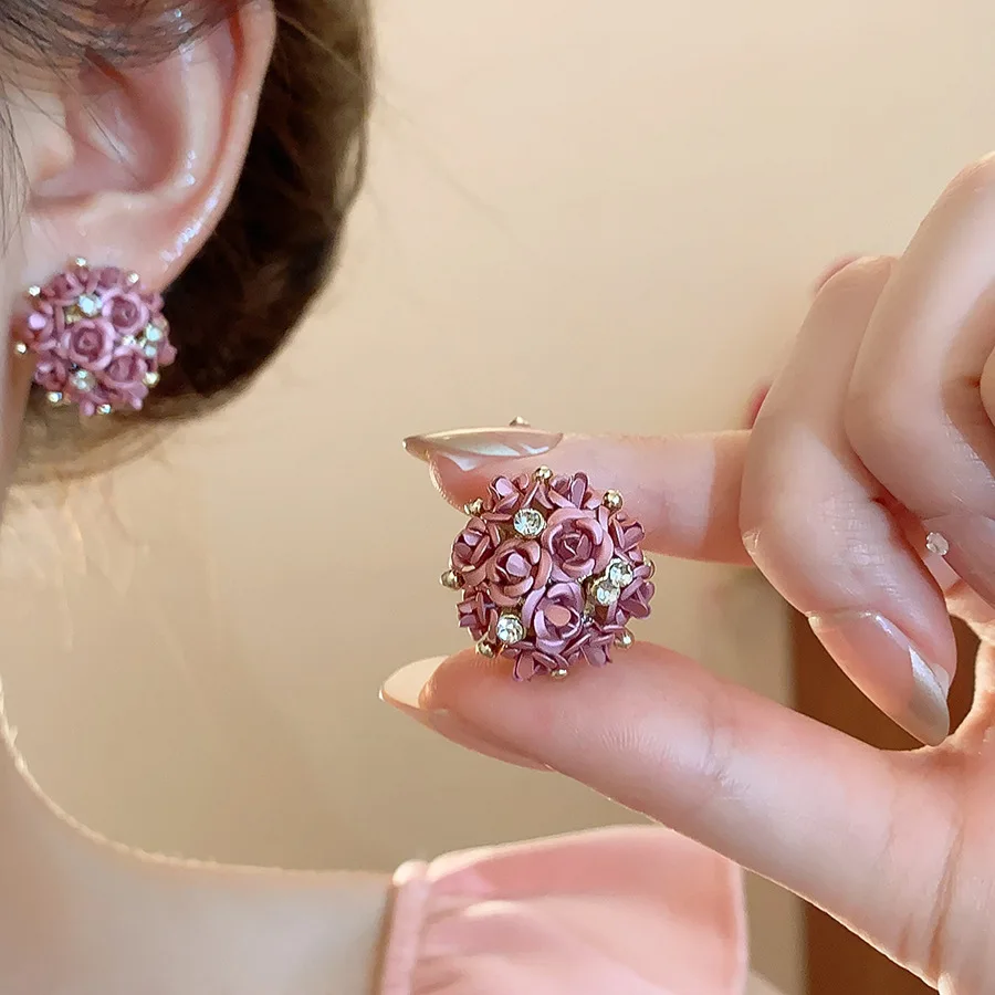 الحلو نمط ثلاثي الأبعاد العنقودية زهرة القرط للنساء رائعة حجر الراين وأقراط الزفاف حفل زفاف مجوهرات ث