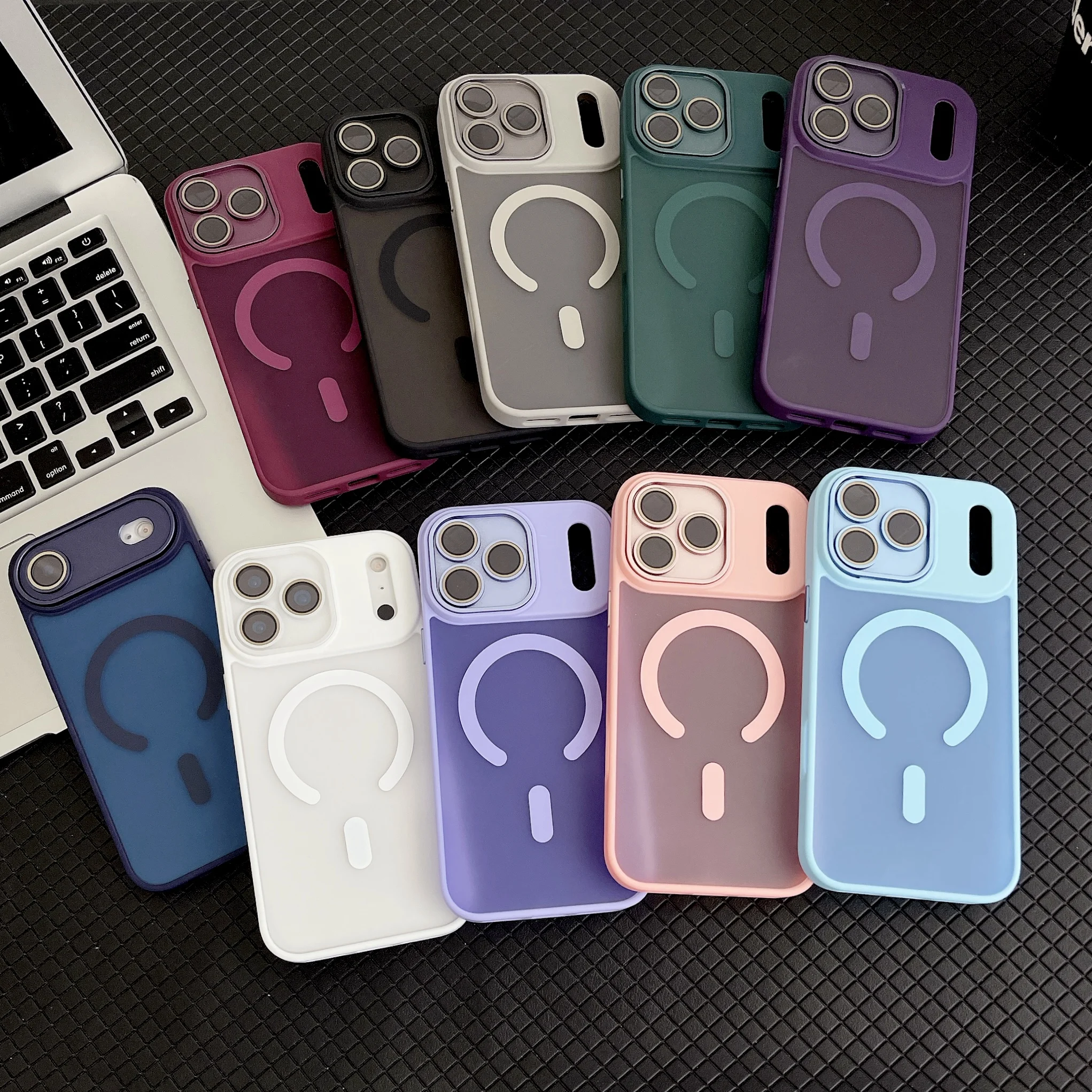 Luxury Magnetic frosted Phone Case for iPhone 17 Pro Max 16 Plus 15 14 13 for Magsafe Shockproof Slim Fit Lens protection Cover