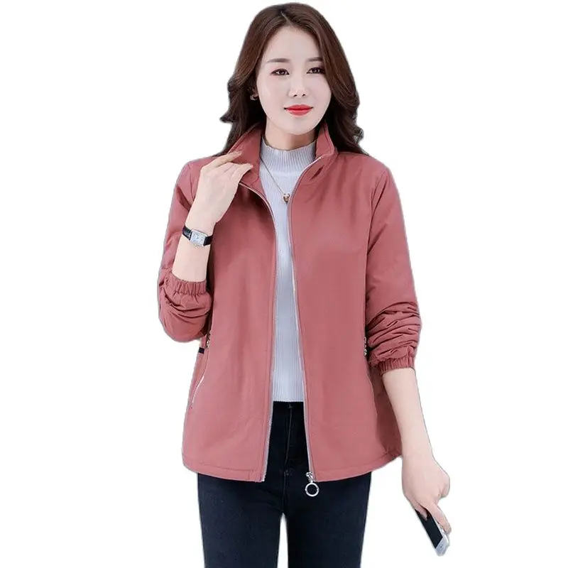 Add Velvet Short Women Jacket  2022 New Middle-Aged Mother Lady Autumn Winter Loose Coat Leisure Female Windbreakers   Tops 5XL