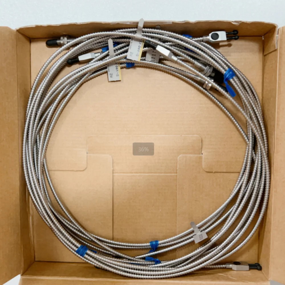 Brand New Glass Fiber Optic Displacement Sensor E32-T61-S