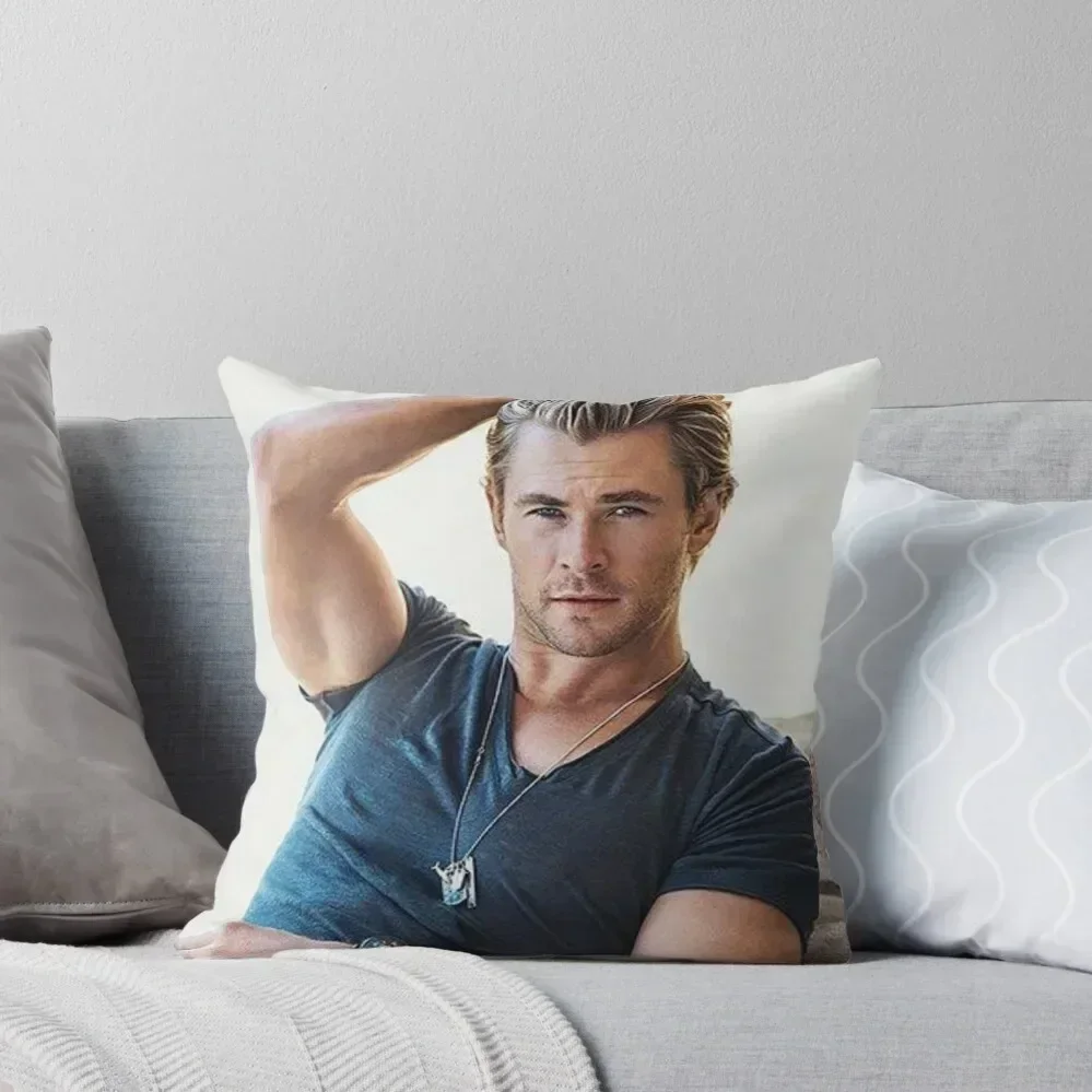 chris hemsworth Throw Pillow Cushion Cover Sofa Cushions Decorative Cushions For Luxury Sofa pillow