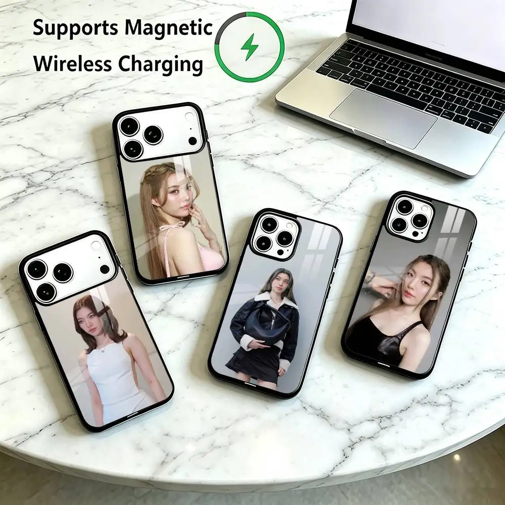 Kornnaphat Orm -M  Phone Case For iPhone18 17,16,15,14,13,12,11 Plus,Pro Allows magnetic wireless charging Gift