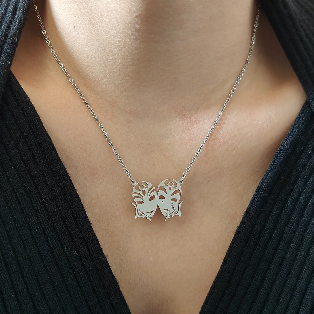 

18K gold-plated stainless steel double-patterned hollow pendant necklace - fashionable jewelry for daily wear and gifts