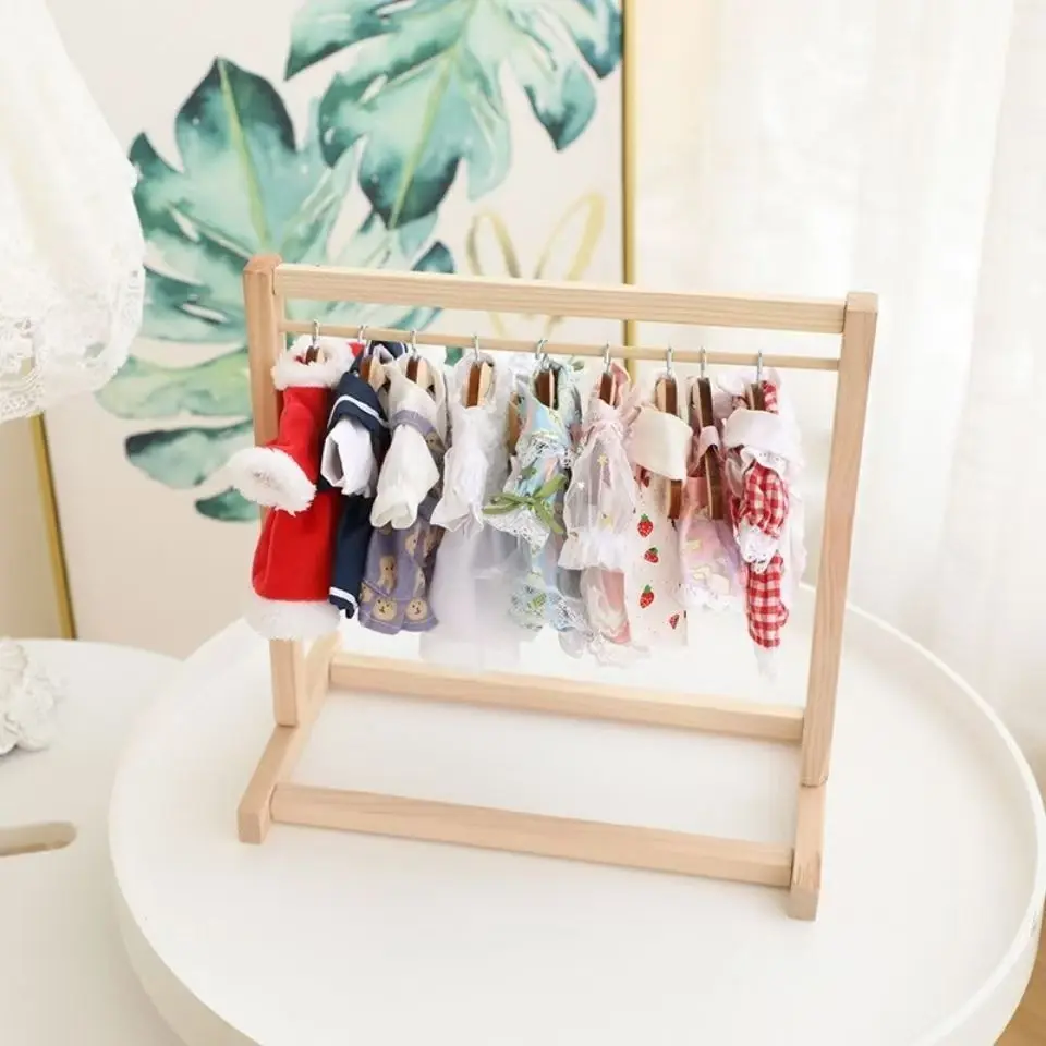 Poppenkledingrek met minihanger Houten poppenkledingstuk Display Organizer Rack Poppenhuiskleding Garderobe voor BJD katoenen pop