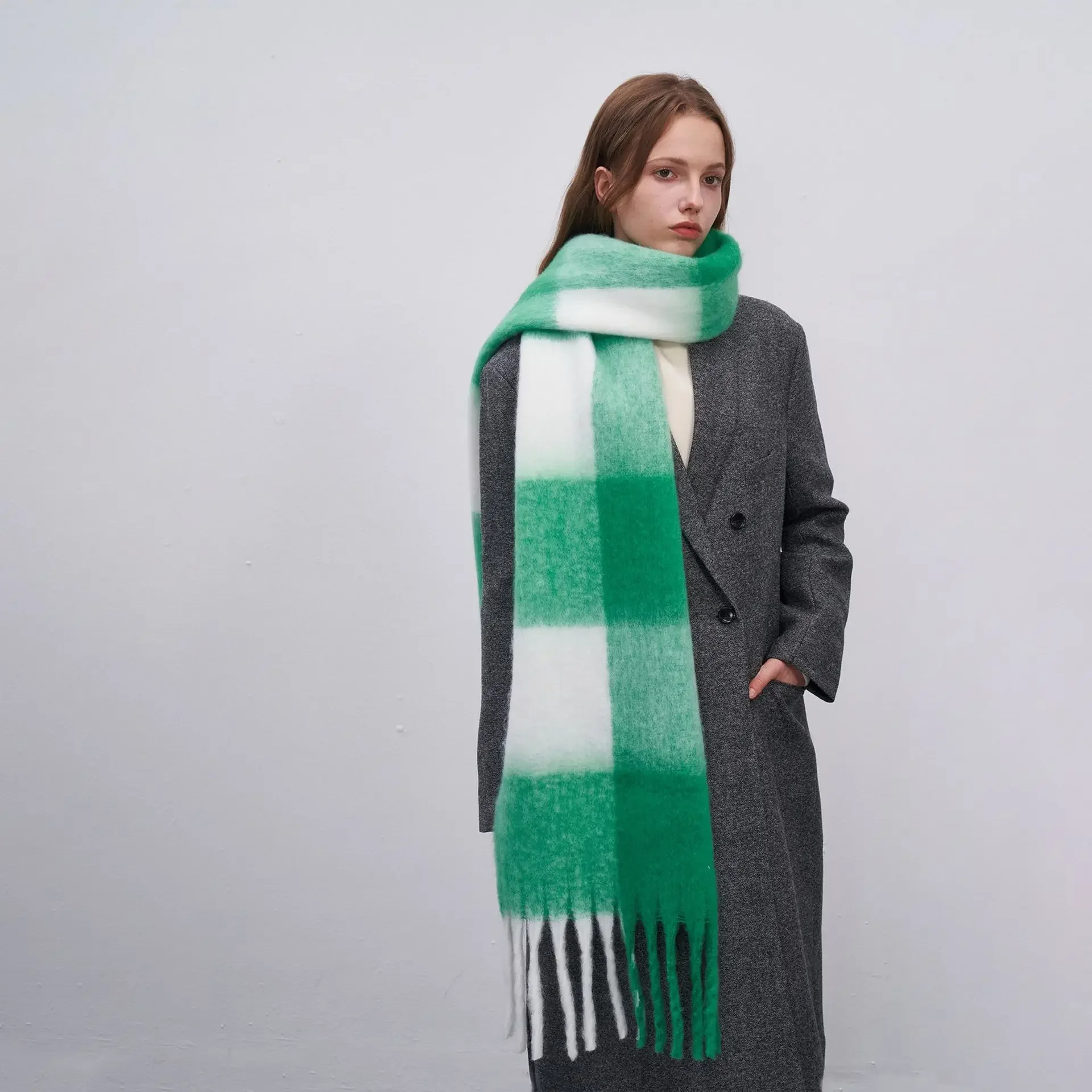 Winter Thick Warm Scarf Women Faux Cashmere Shawl Pashmina Neckerchief Bufanda Mohair Green and White Checkered Student Scarf