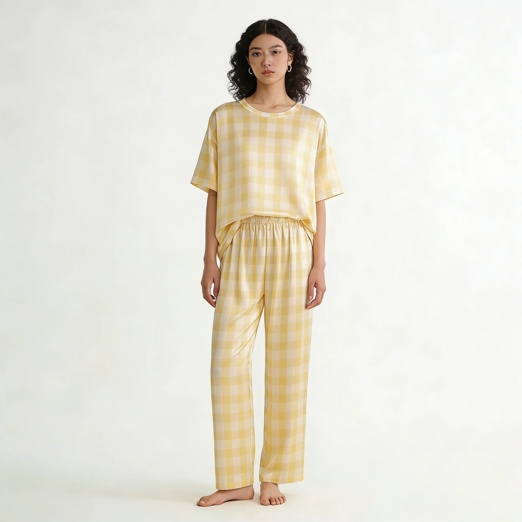 

Women's Loungewear Set, Casual Style, Silky and Cool, Skin-Friendly and Antibacterial, High-End Drape, Comfortable and Close-Fitting, Can Be Worn Outside