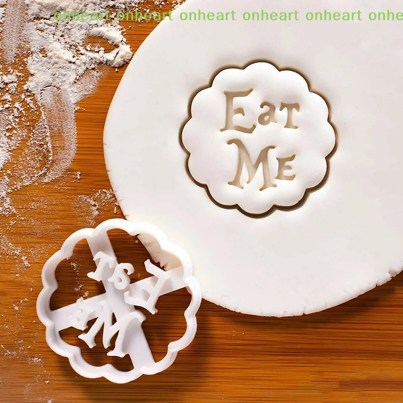 [C]Eat Me Cookie Cutter Alice in Wonderland Theme DIY Cookie Baking Accessories
