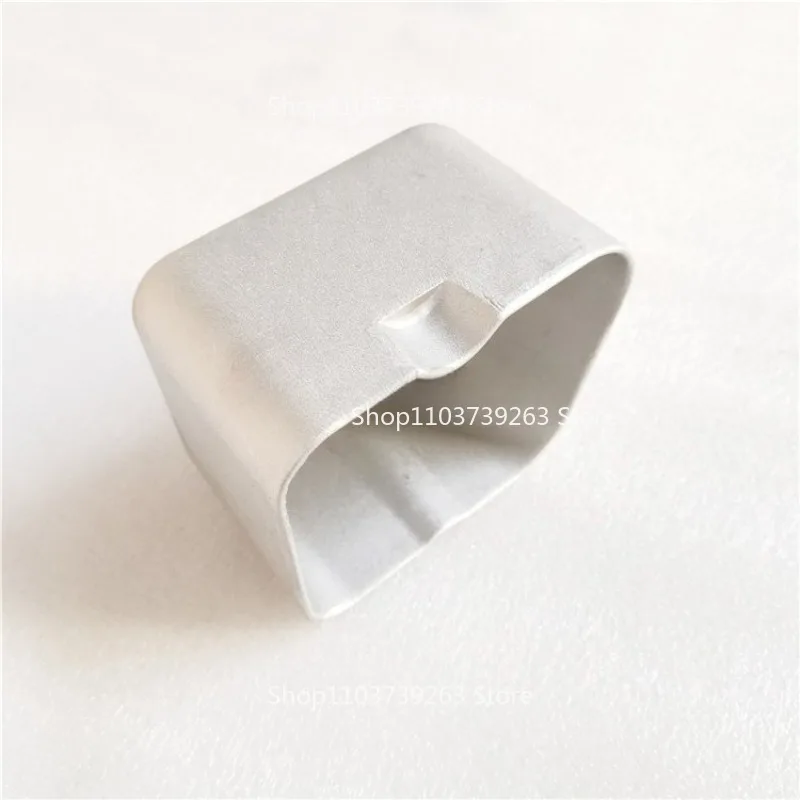 Suitable for Cummins Engine 3960373 39284056BT Euro 2 Valve Chamber Cover