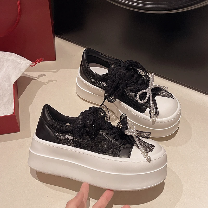 Scarpe singole quattro stagioni Moda donna Testa tonda Splicing Lace Front Lace-up Piattaforma impermeabile Scarpe basse antiscivolo