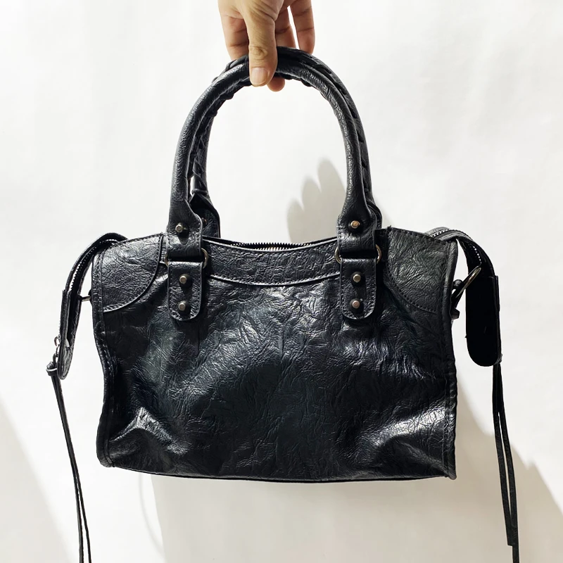 لا شعار لينة بو الجلود العلامة التجارية الفتيات حقائب الكتف حقائب اليد السوداء حمل جديد وصول حقائب دراجة نارية صغيرة صغيرة Crossbody للنساء