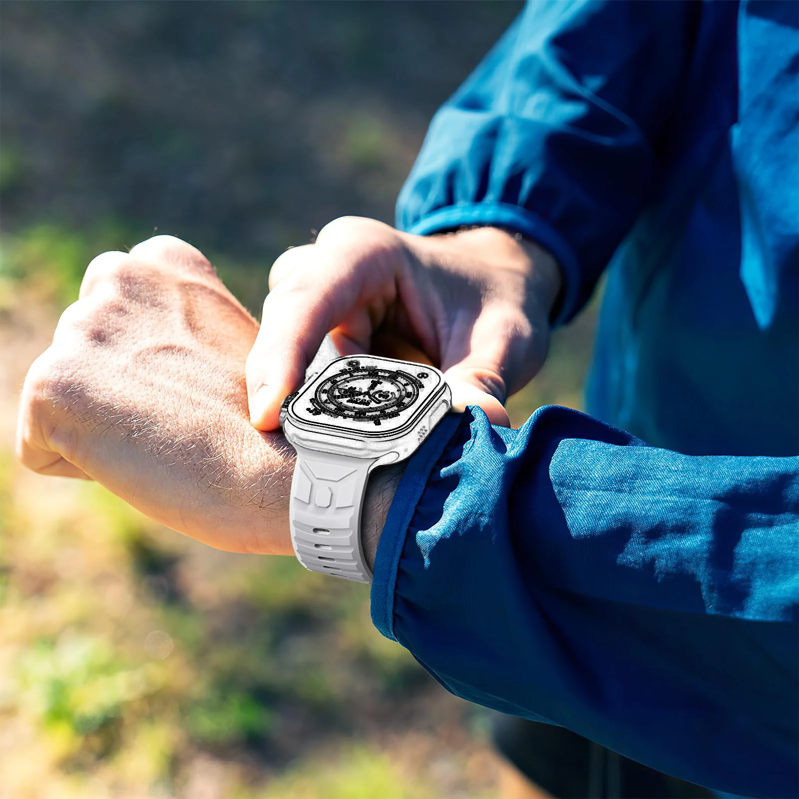 Un elegante cinturino in silicone per Apple Watch Series 10, 9, 8, 7, 6, SE, SE2, e Ultra 2 - disponibile nelle taglie 38, 40, 41, 42,