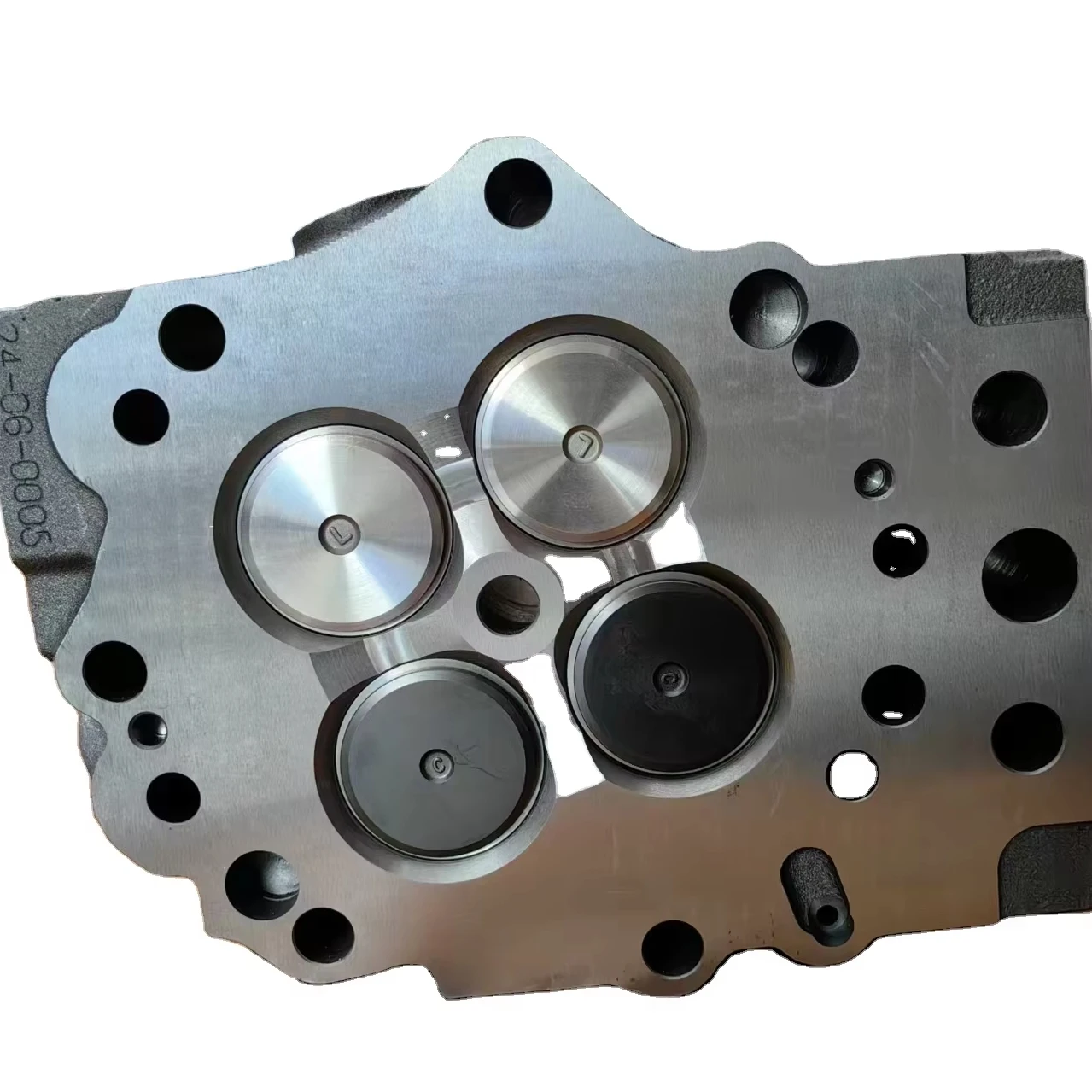 

High Quality QSK60 Cylinder Head Assembly 3641565 5271844 Retail Wholesale Engine Type Made in China
