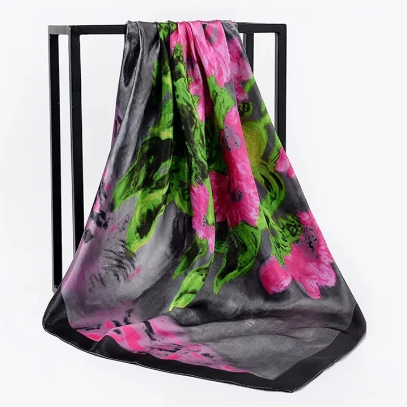 90X90CM Silk Scarves Fashion Print Square Shawls 2022 Sunscreen Kerchief Four Seasons Luxury Bandannas Popular Colour Headcloth