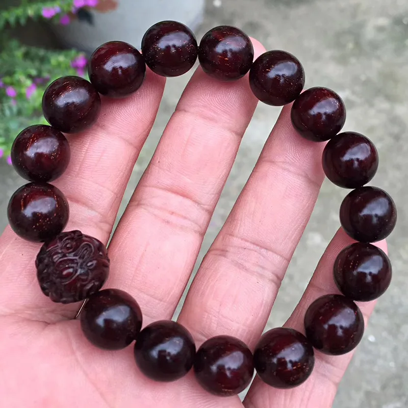 Old material of small-leaf rosewood 1.2mm bracelet with multiple stars, high oil content, dense texture, delicate, hard, and smo