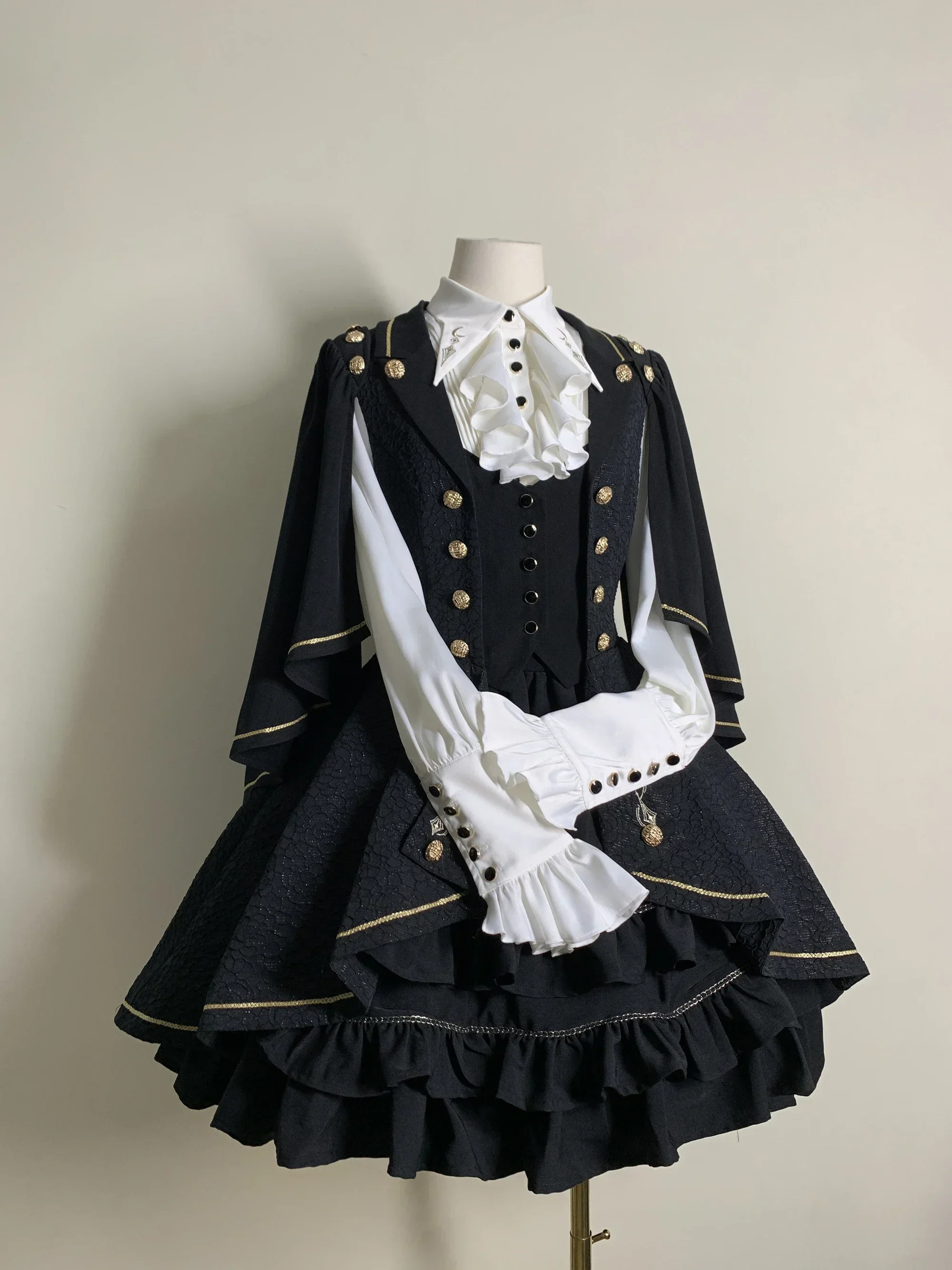 ~Fallen Moon Rule~Military Lolita Vest Dress Coat Retro Knight SK Shirt by (BFM)SilentMars Pre-order 2025