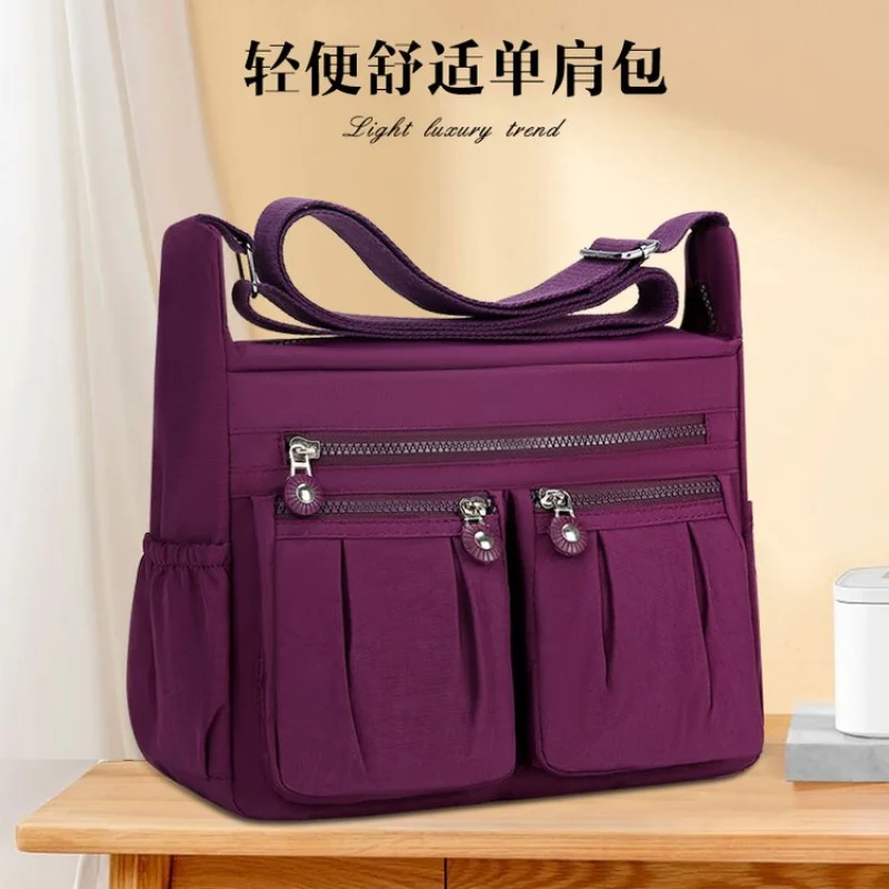 

Luxury Designer Paris Fashion Handbag For Women With Leather Finish Trendy Logo And Versatile Everyday