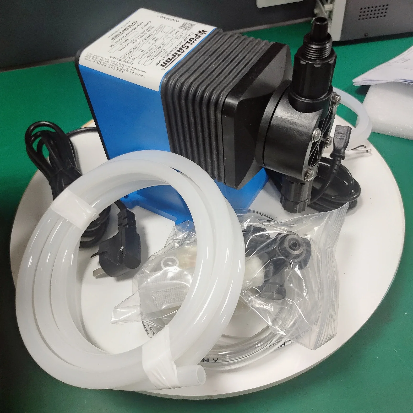 

TLF Pulsafeeder Small Flow Mechanical Diaphragm Metering Pump LB64SB-PTC1-XXX for Chemical Dosing Control