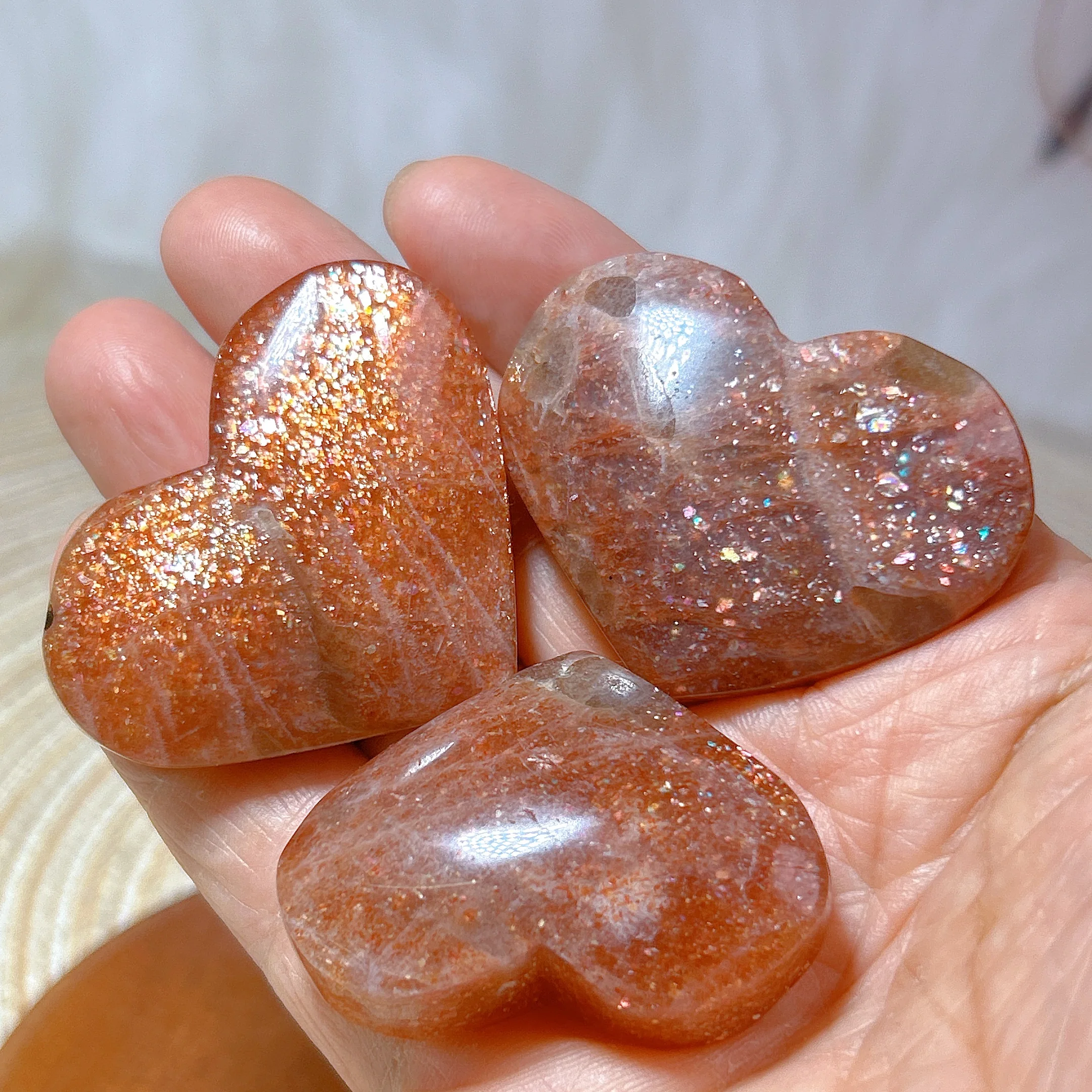 Natural Crystals Gem Sunstone Heart Rainbow Gemstones Healing Room Decor Stone Gift Home Decorations High Quality Ore