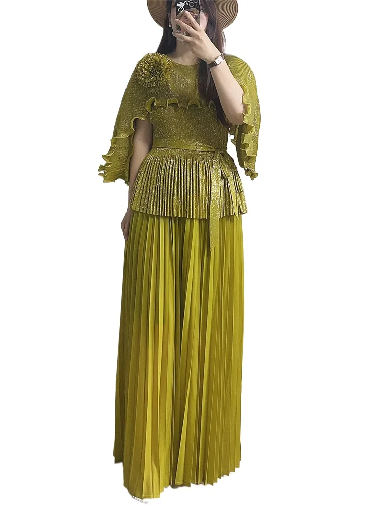 

Miyake Pleated Suit for Women 2025 New Gold Hot-hot Earrings V-neck Long-sleeved Top + Skirt Loose Large Size Two-piece Set