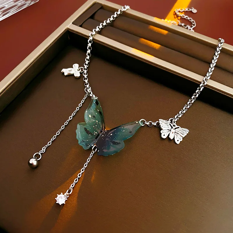 Acrylic Crystal Butterfly Fringe Necklace for Women Korea Ins Personality Collarbone Chain Niche Fashion Accessory Wholesale