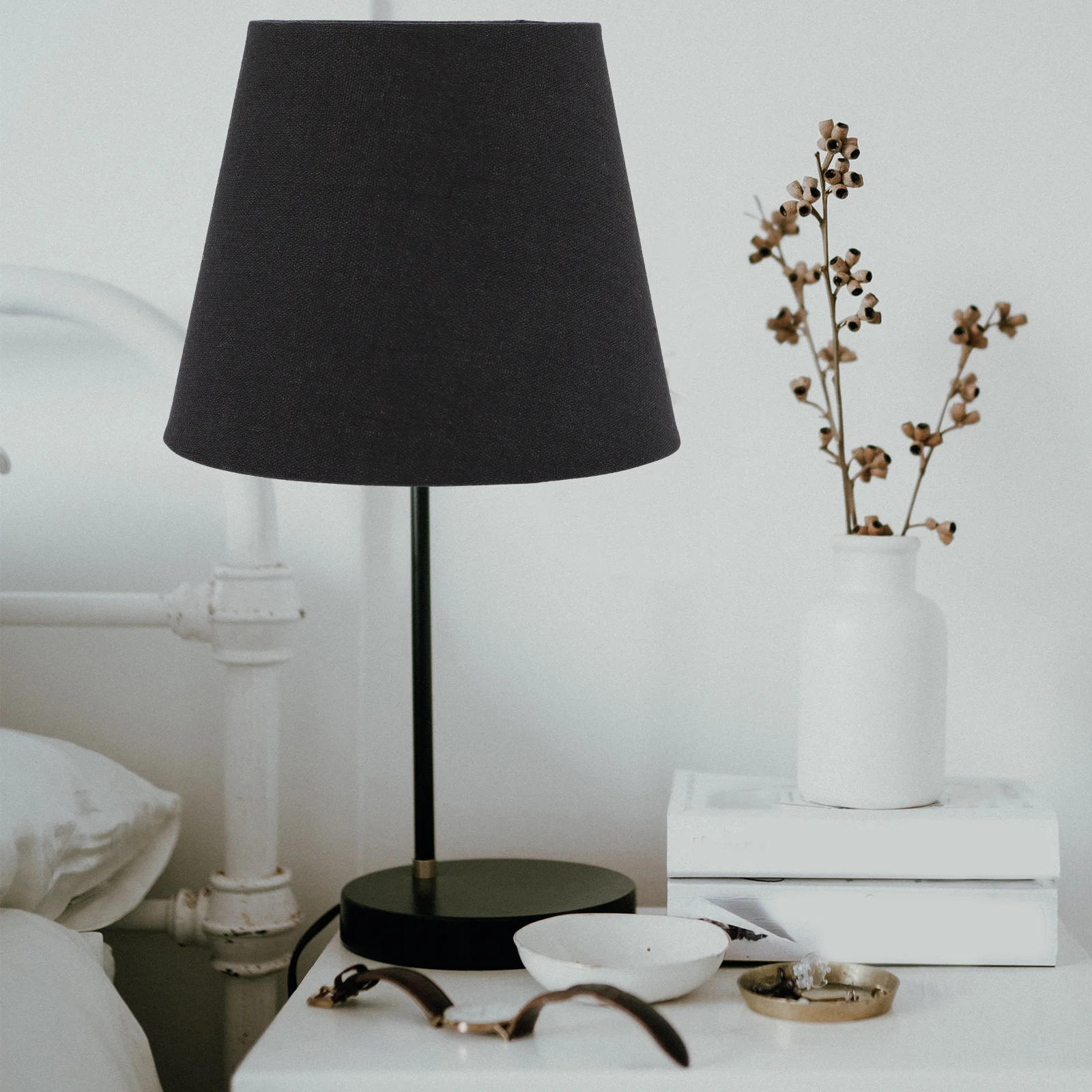 غطاء مصباح من القماش مصباح طاولة E14 غطاء خفيف إطار معدني متين مناسب للمنزل والمكتب والمقهى على الطراز الشمالي