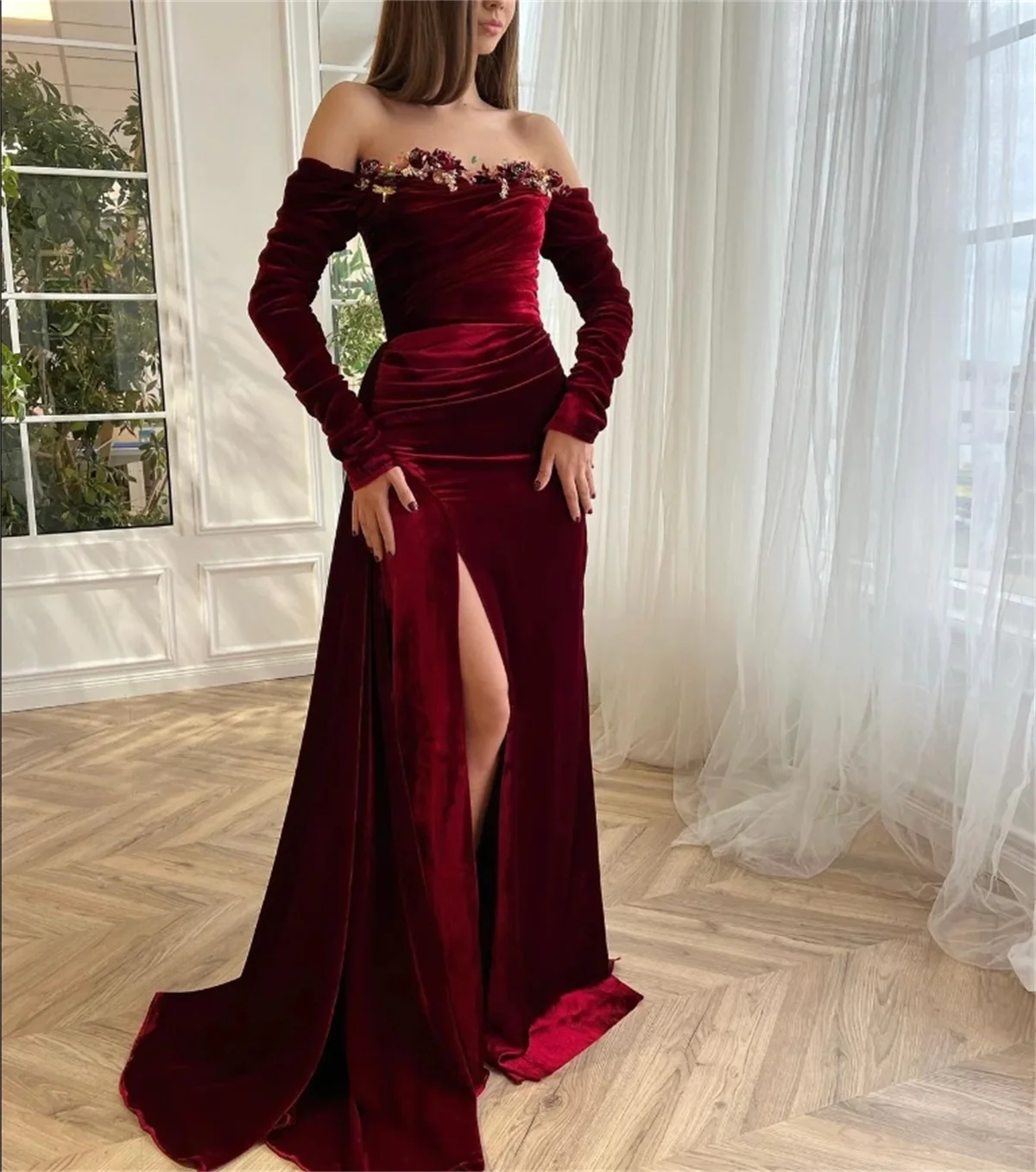 A Line Sexy High Slit Prom Formal Evening Dress Beaded Long Sleeve Bandeau Palace Train 2024 Satin Slit Burgundy Robe De Soirée