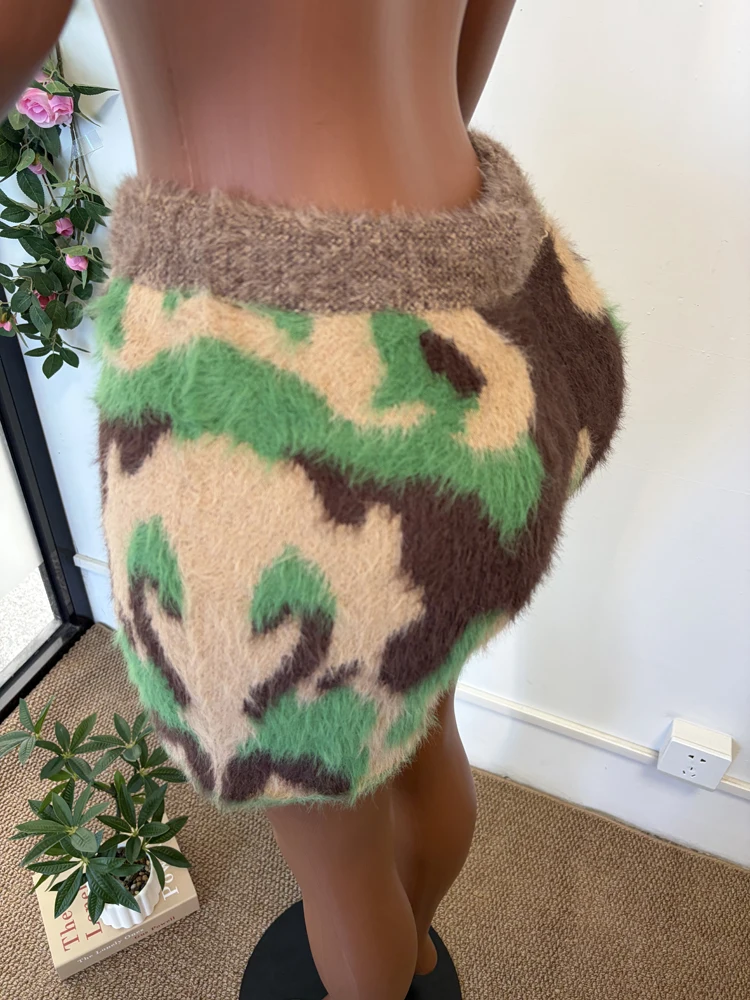 Modische Flauschige Fell-Camo-Shorts Damenkleidung Hochgeschnittene Kordelzug Mittellange Kurze Hosen Frühling Neue Damen Streetwear Unterteile – Detail 7
