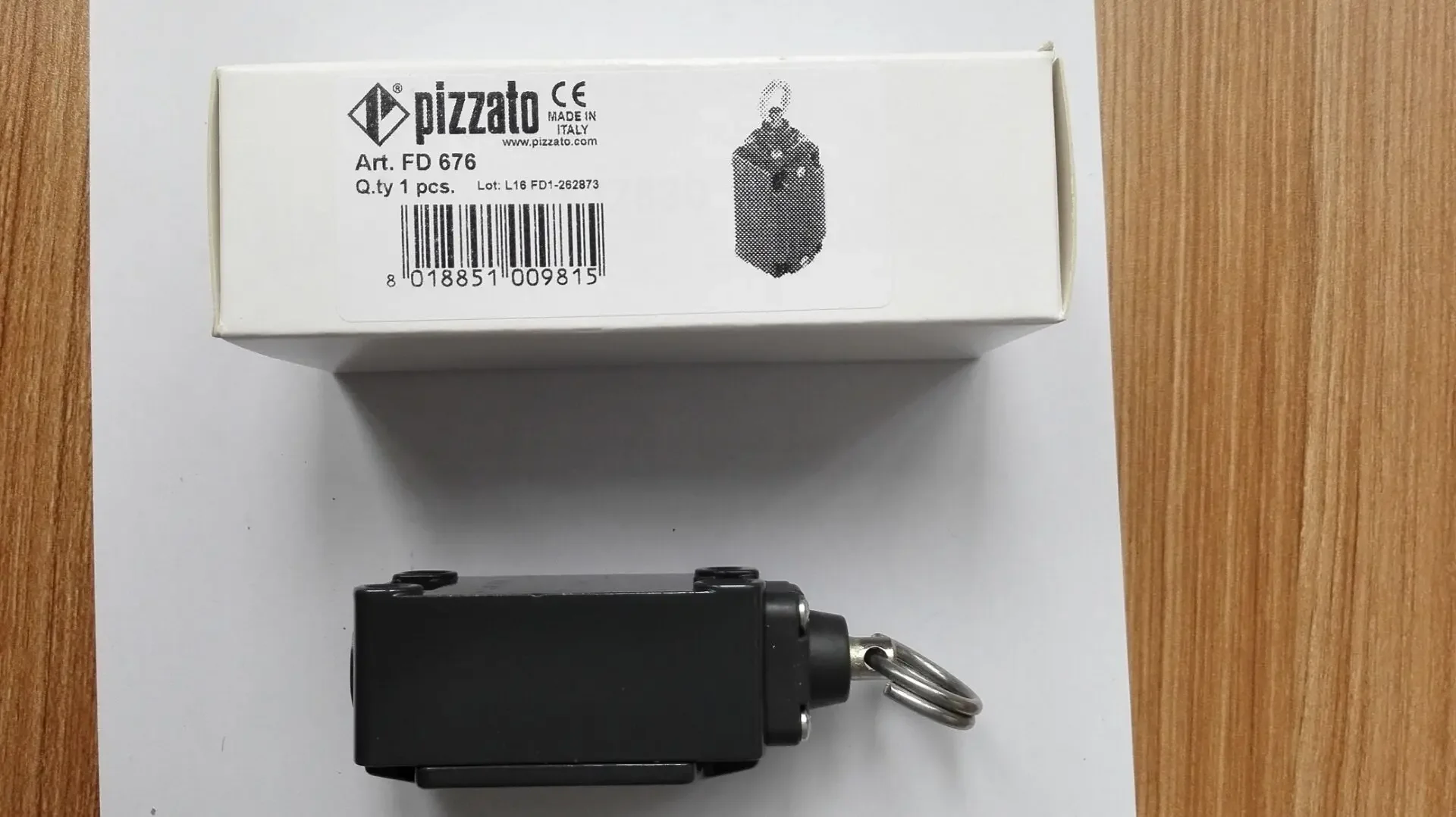 

New original Pizzato pull rope switch FD676