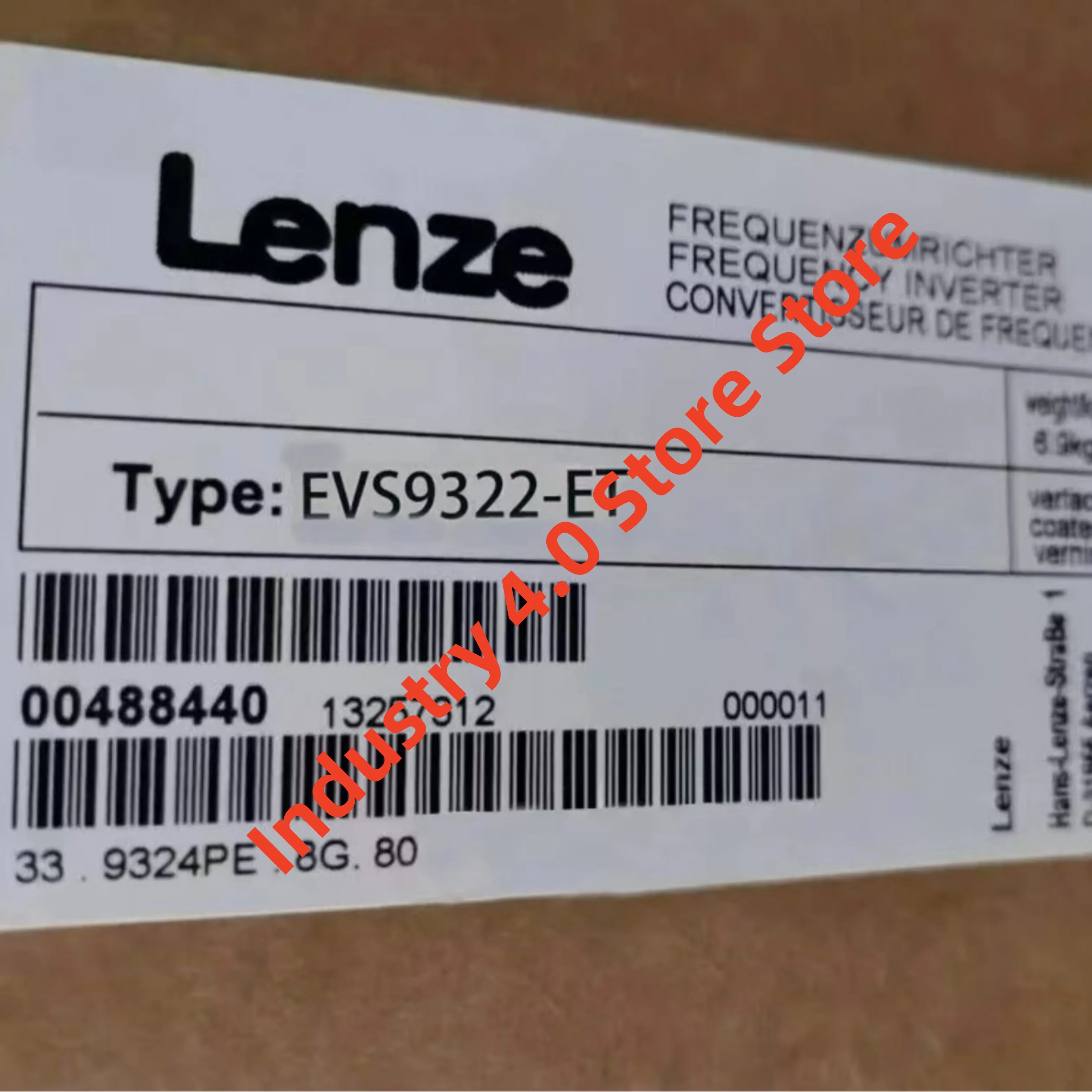 

Frequency converter EVS9321-ESV004 EVS9321-EPV004 new in box
