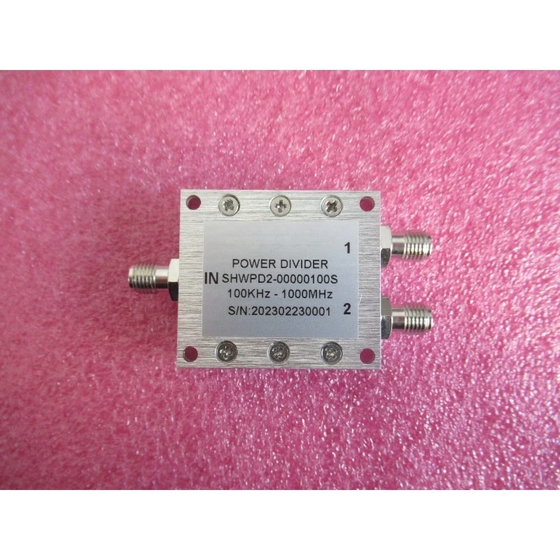 100KHz-1000MHz SMA connector, low loss and high isolation, RF one-to-two power divider