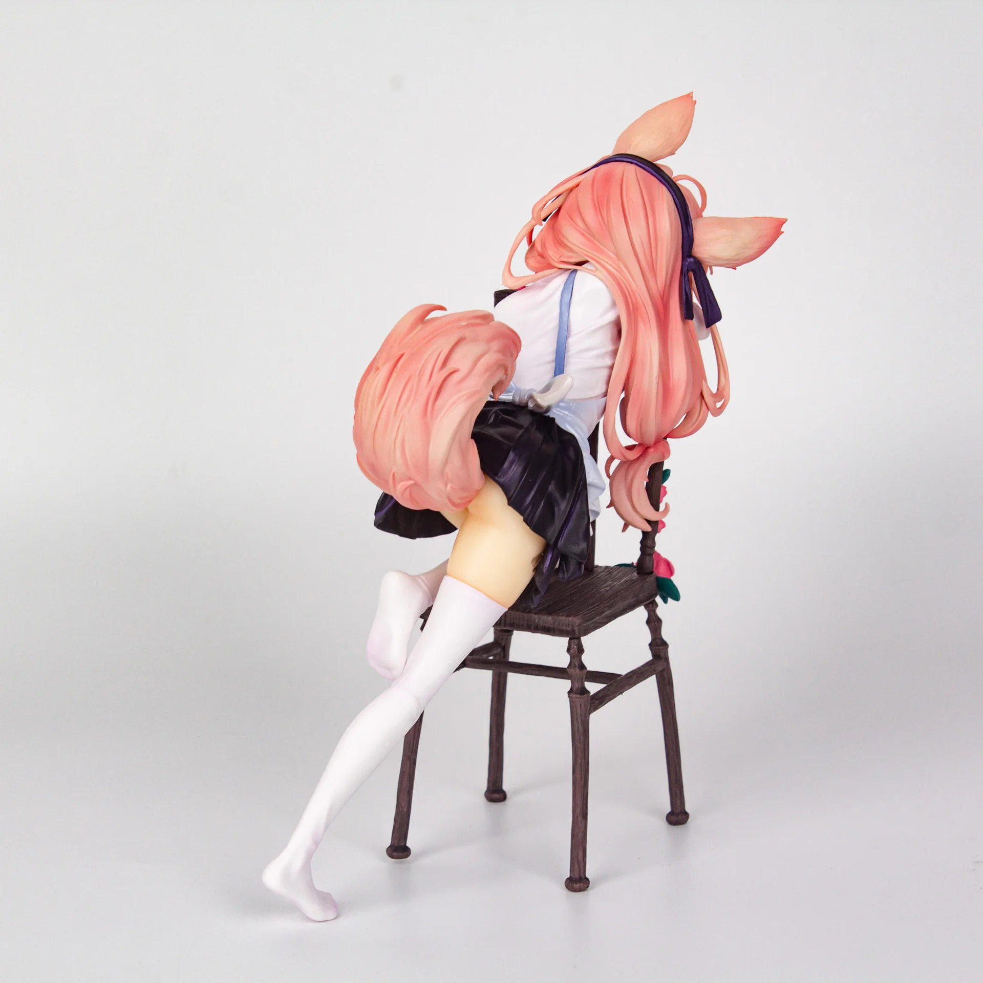 Anime coelho flova figura ajoelhada pose figura de ação kawaii bonito beleza flova modelo ornamentos de mesa coleção brinquedo presentes 20cm