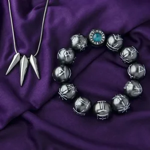 Marvel Avengers Pantera Black Armband Anime für Männer und Frauen, personalisierte kreative Gedenkkette, Retro -Urlaubsgeschenk 8 Hauptverkäufe Black Panther Armband - №4