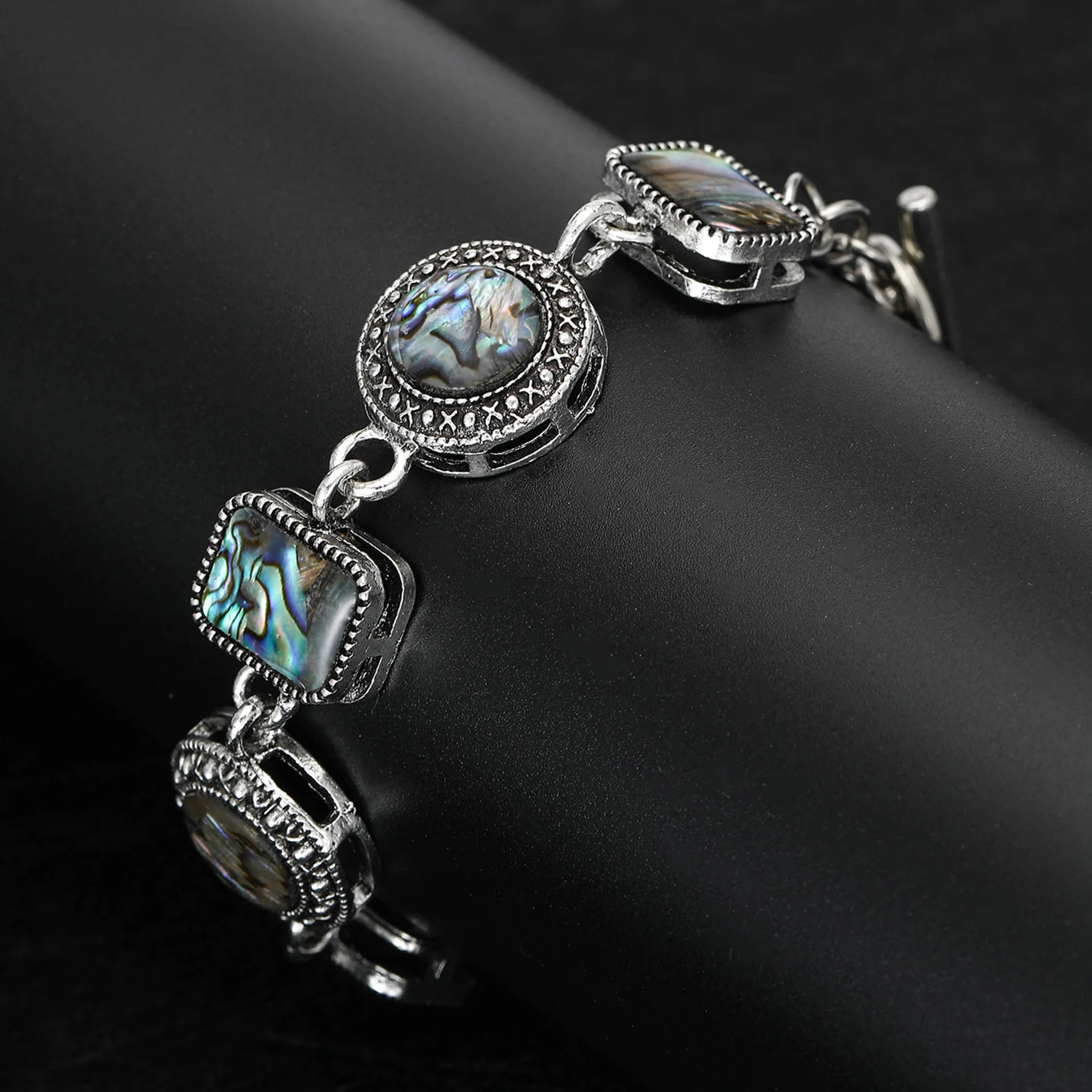 Vintage Ethnic Style Abalone Shell Bracelets For Women Fashion Loop Buckle Chain Bangle Jewelry Friends Gifts Party Office Decor