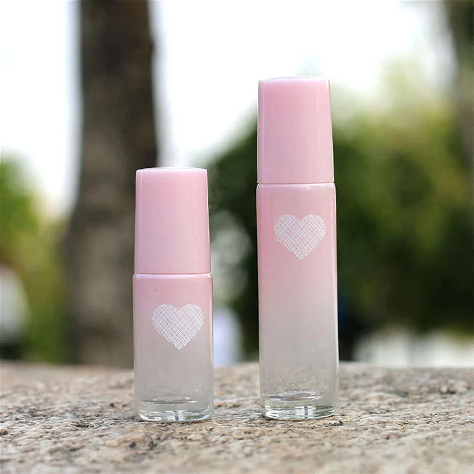 Gradient Pink Glass Roll on Bottle Empty Perfume Bottle Love Pattern Essential Oil Roller Ball Bottle Liquid Makeup Container