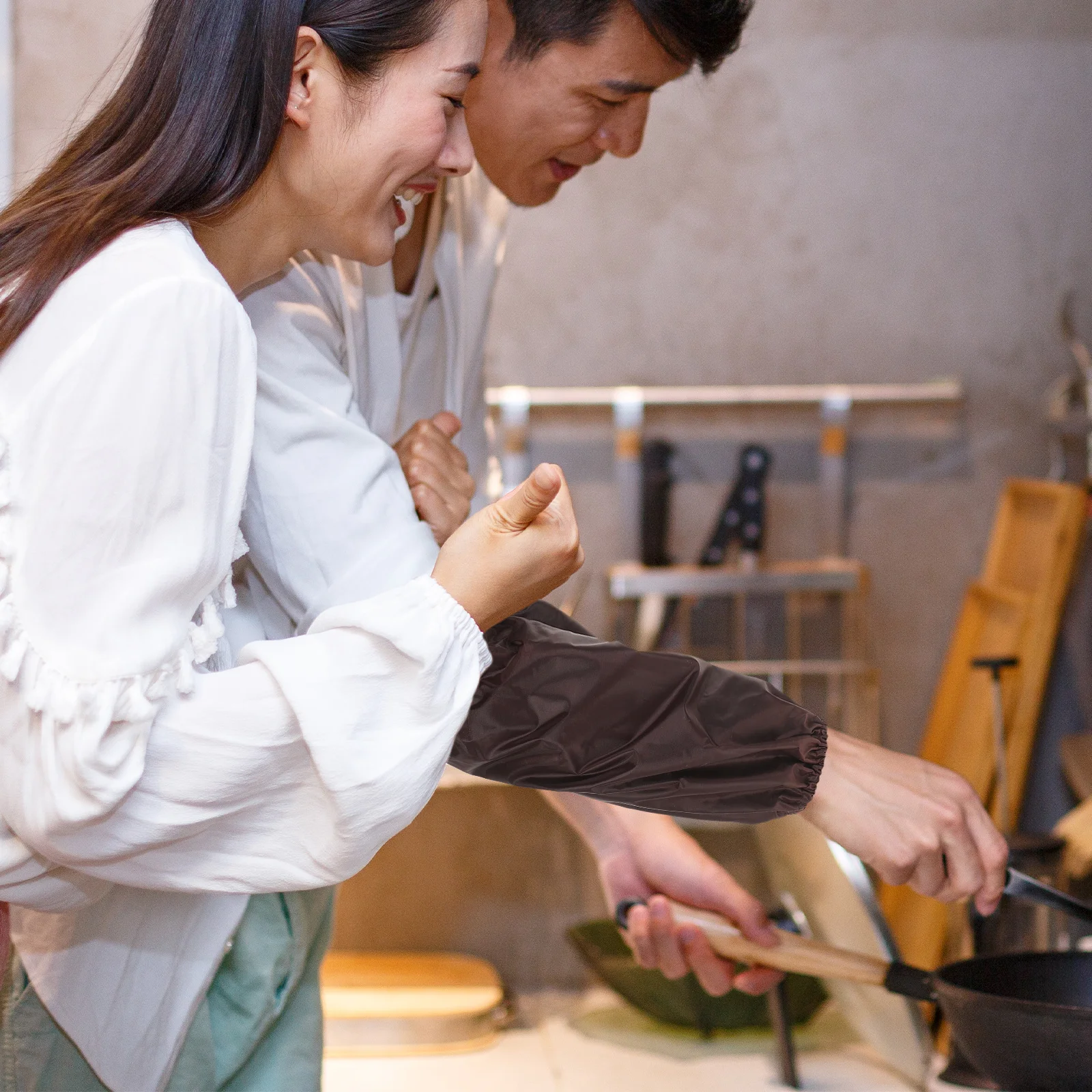 

2Pairs Waterproof Oilproof Arm Sleeve Protectors Elastic Kitchen Oversleeve Covers Sleeve Guard for Cooking Cleaning