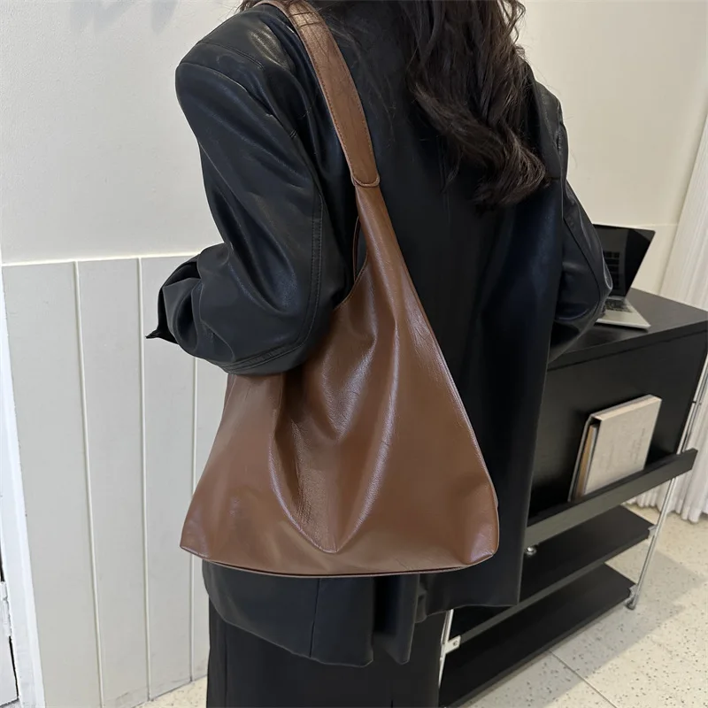 Women\'s Tote Bucket Handbag 2023 New Trend Women\'s Soft Leather Shoulder Bag Women\'s Simple Large Handbag