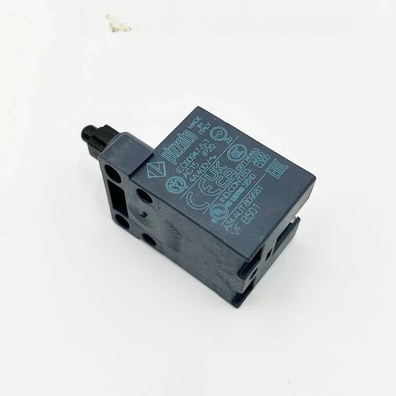 

VFB501/VFB502 Italian brand new original foot switch contacts in stock