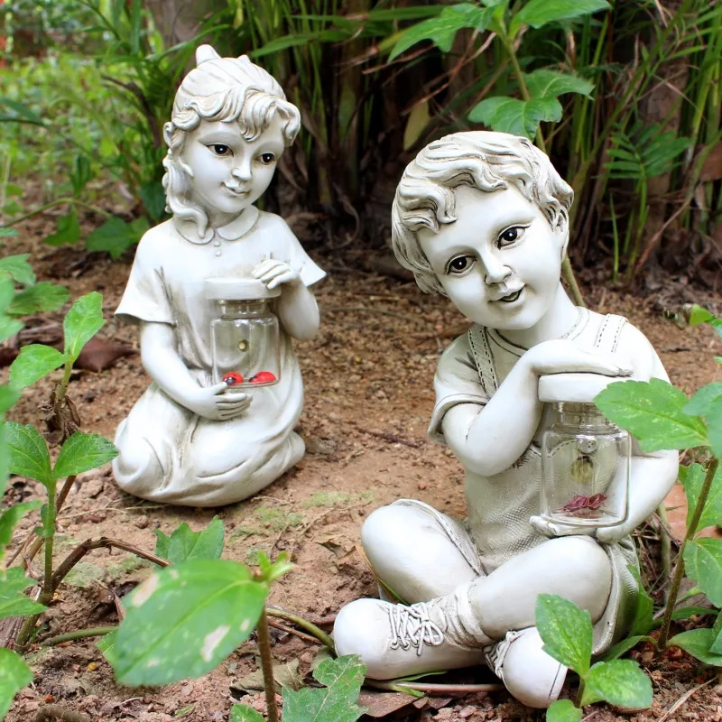 Charming Solar Powered Boy and Girl Durable Resin Statue Outdoor Garden Decor Waterproof Lawn Ornament for Yard Patio Pathway