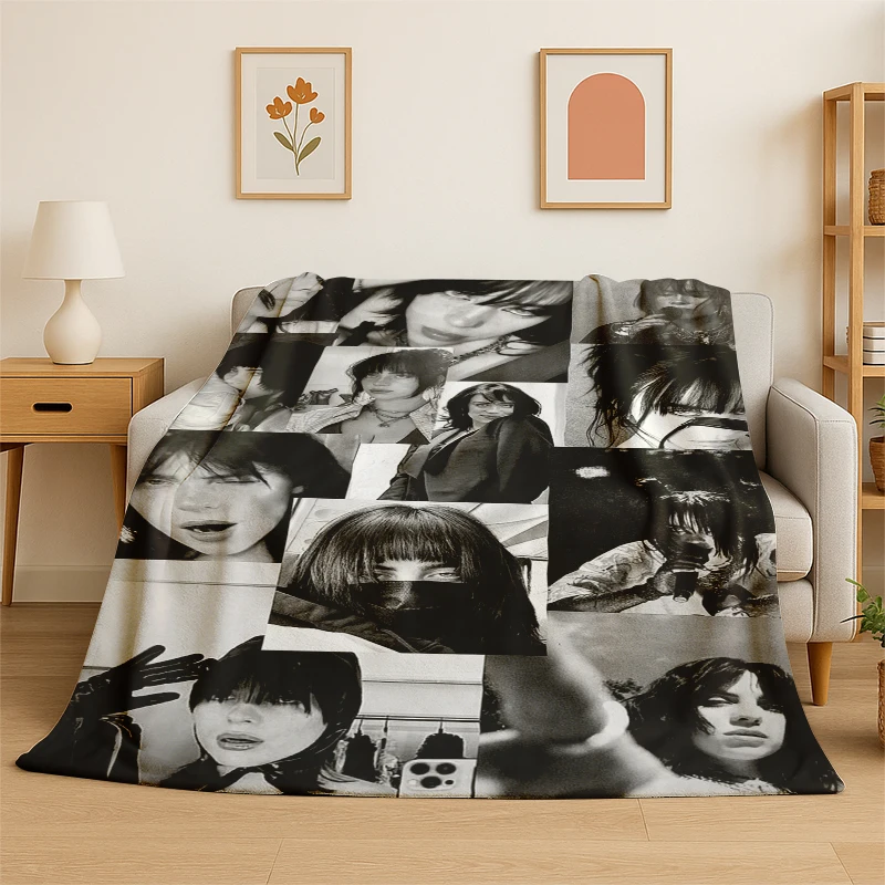3D Billie Eilish Singer Star Flannel Blanket Soft Warm Throw Blanket for Bedroom Living Room Bed Travel Camping Picnic Gift