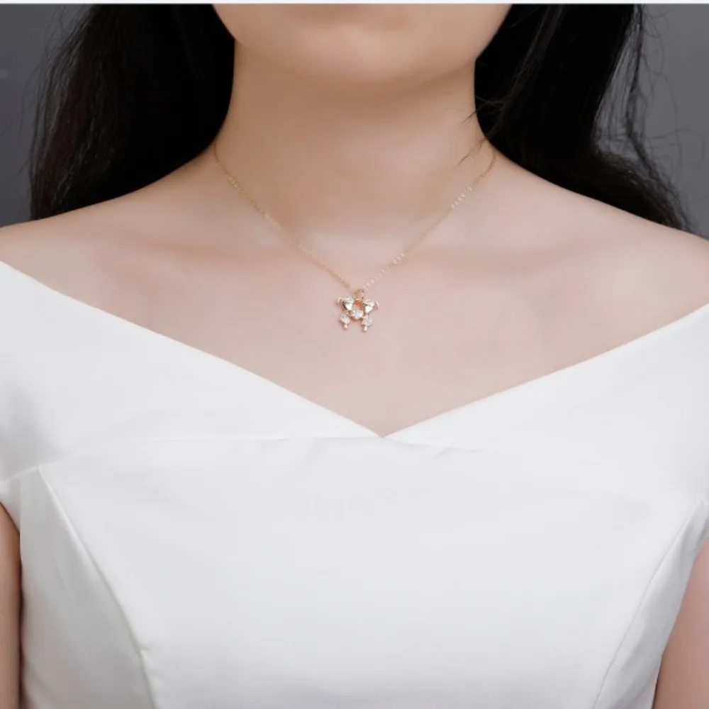 

2025 Новые бутиковые украшения на шею, высококачественная форма, роскошный дизайн, женские элегантные и универсальные украшения