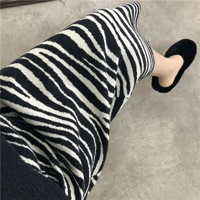 Korean Style Women High-waisted Zebra Pattern Double-layer Slit Hip-covering Knitted Skirt for Women Autumn and Winter Straight