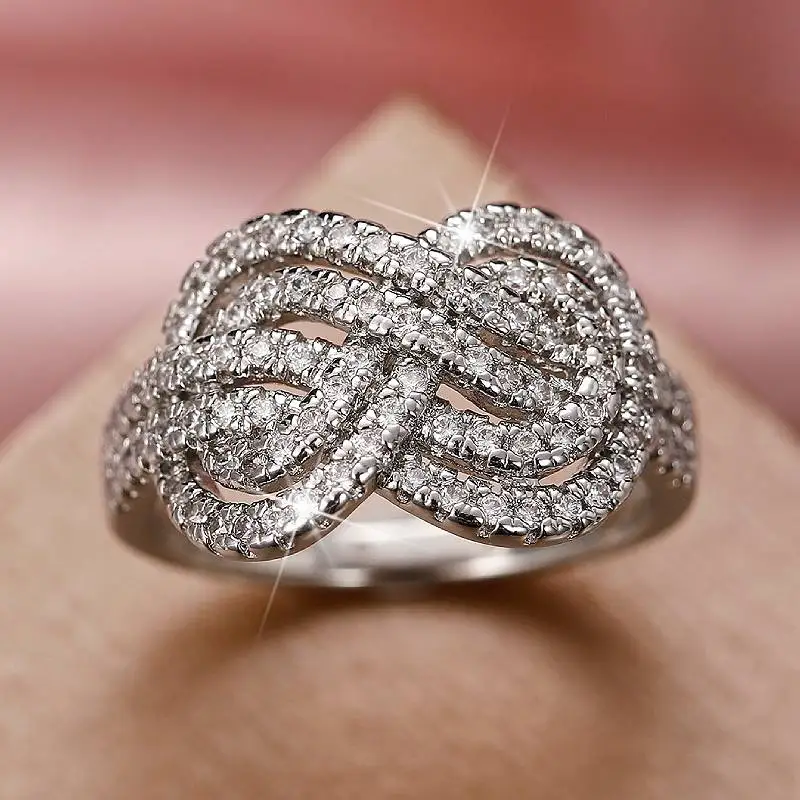 Huitan Damenring mit Kreuz-Design, wunderschönes Party-Accessoire für Damen, für Hochzeit, luxuriöser, charmanter Alltagsschmuck, voller glänzender CZ-Steine