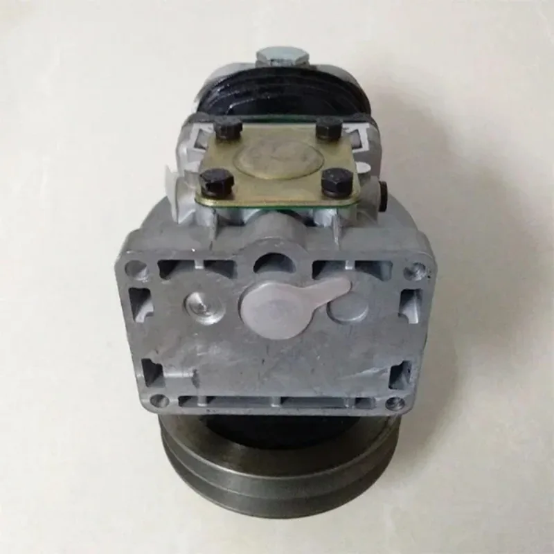 High Quality Factory Direct F4L912 FL912 Engine Air Compressor Spare Part 0117 3863 for Heavy Duty Vehicles
